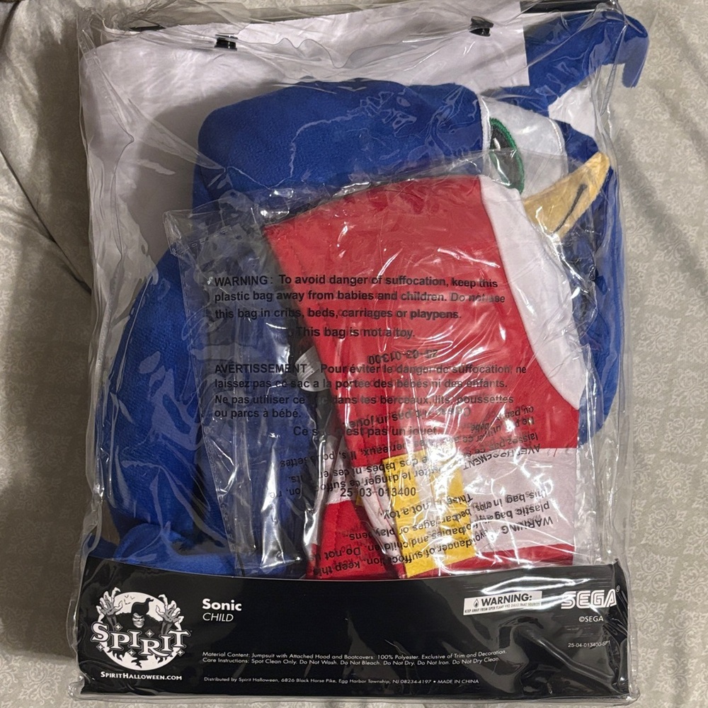Sonic Kids Costume - Blue and Yellow BRAND NEW NEVER WORN - Picture 2 of 2